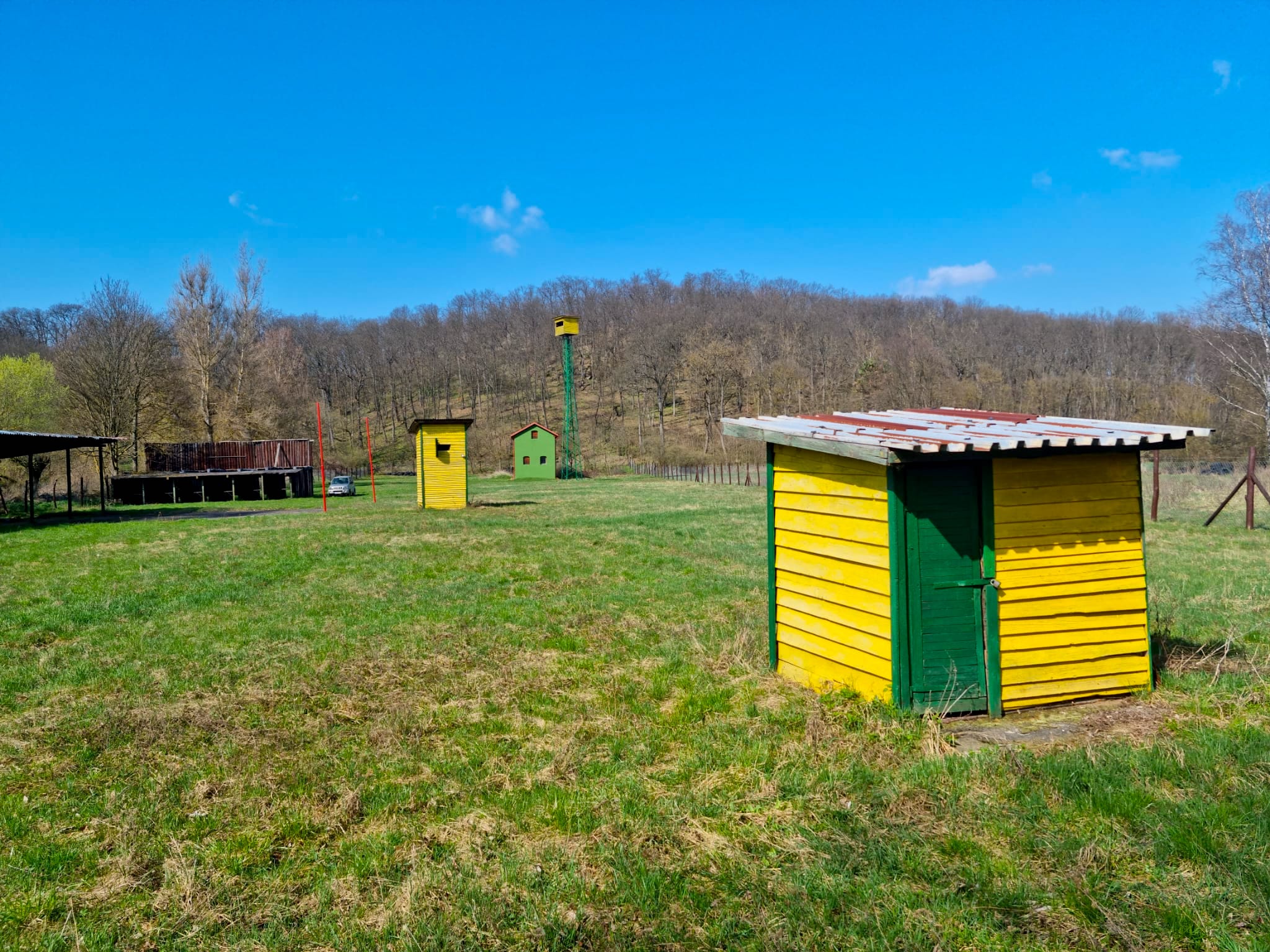 Žlté stanovištia v areáli strelnice